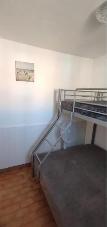 Appartement T2 Avec Piscine, Proche De La Plage Et Du Port Gruissan Bagian luar foto