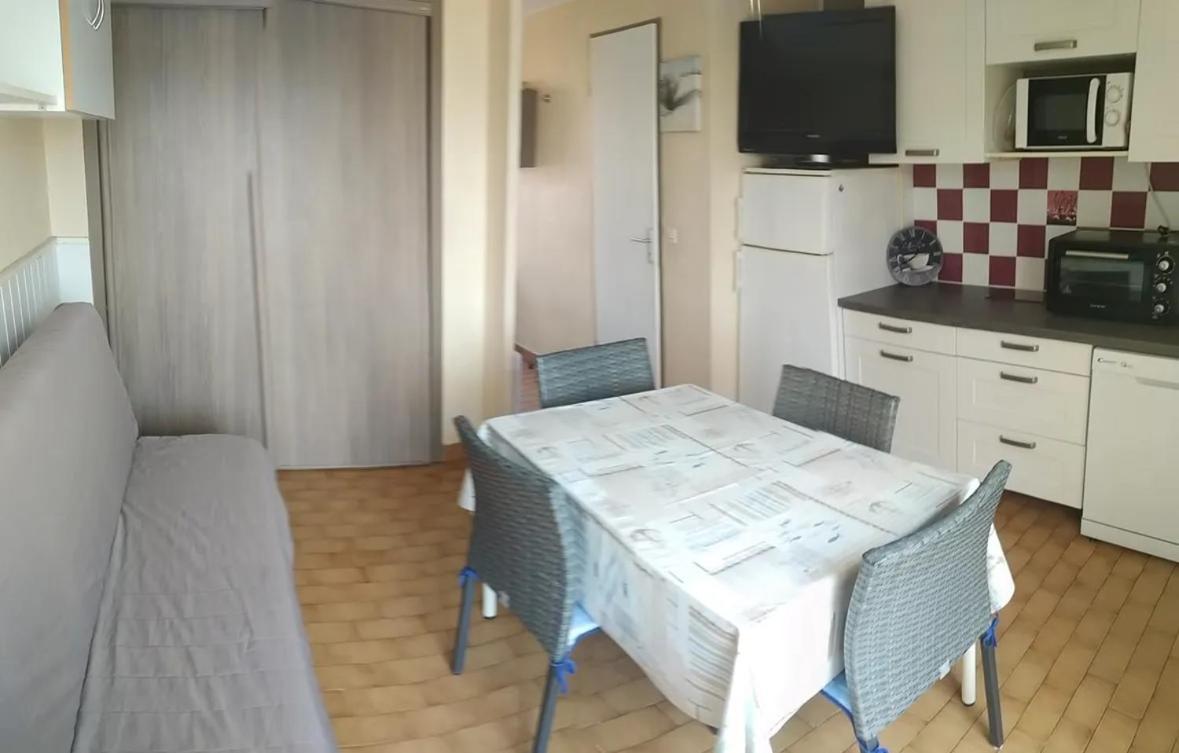 Appartement T2 Avec Piscine, Proche De La Plage Et Du Port Gruissan Bagian luar foto